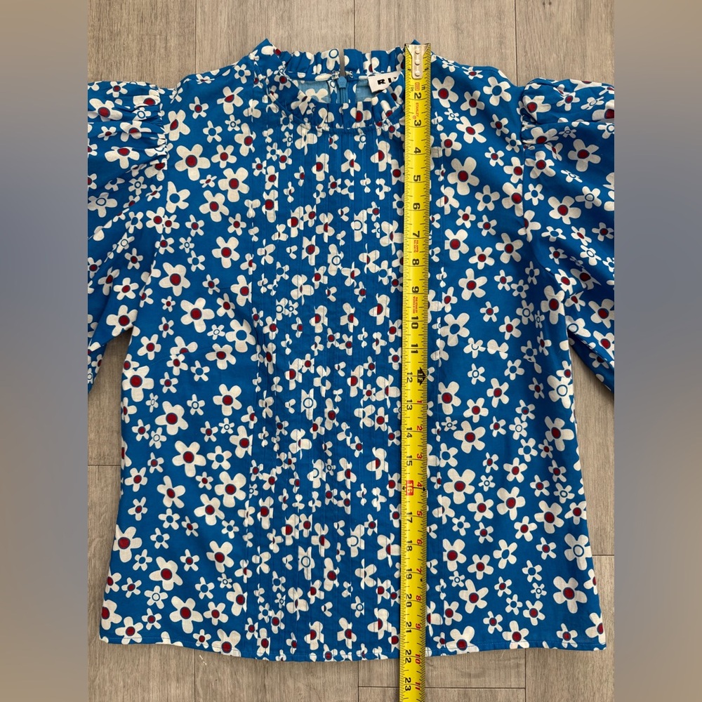 RIXO Mandy Retro Ruffle Puff Sleeve Top in Micro Mod Floral Blue Size XS/ US 4 - Picture 6 of 10